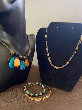Multicolor Statement Teardrop Necklace - Bold Turquoise & Orange Design